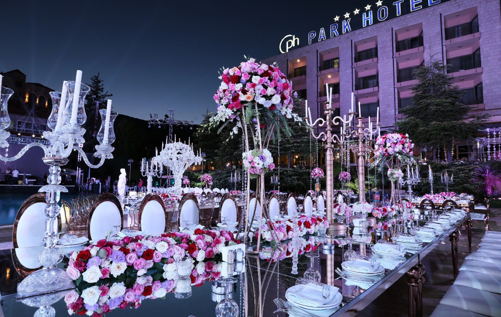 Poolside Wedding Setup
